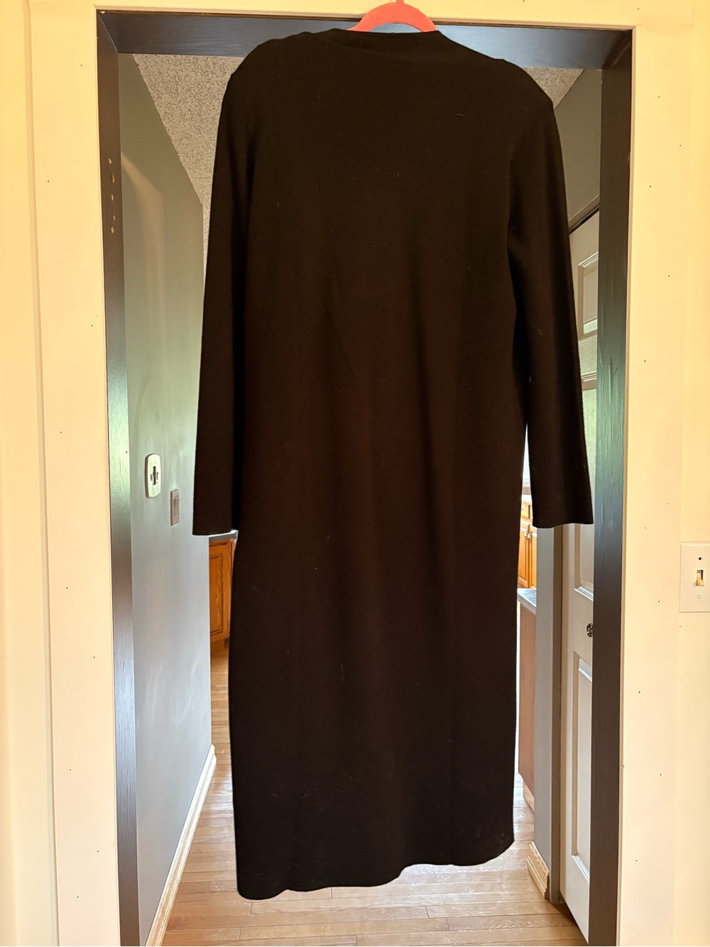 Babaton Orpheum Robe - Picture 4 of 5